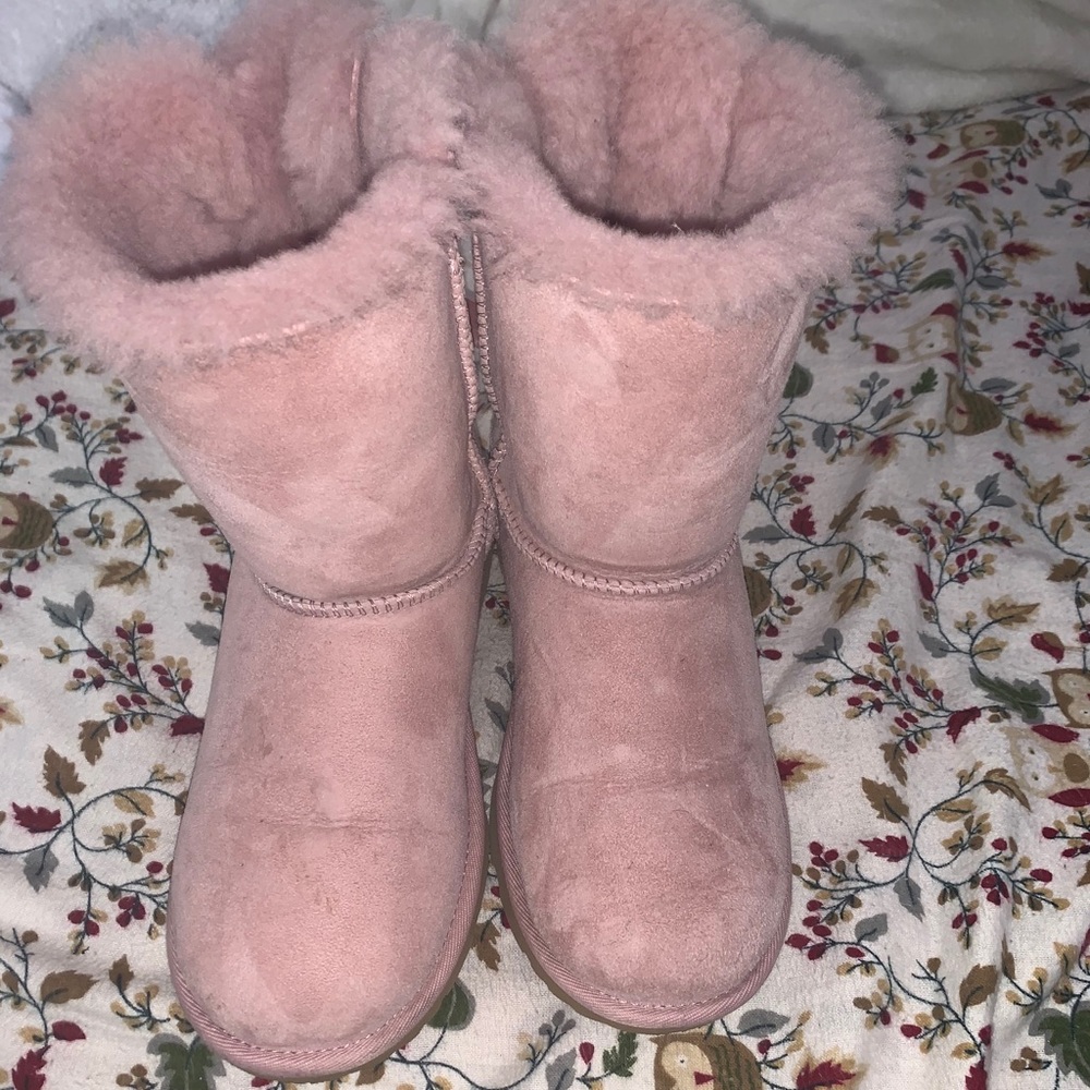 UGG® Bailey Bow II Suede Boots